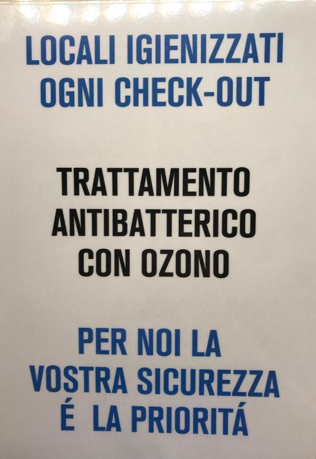 Grazioso Trilocale Centro/Stazione Lägenhet Brescia Exteriör bild