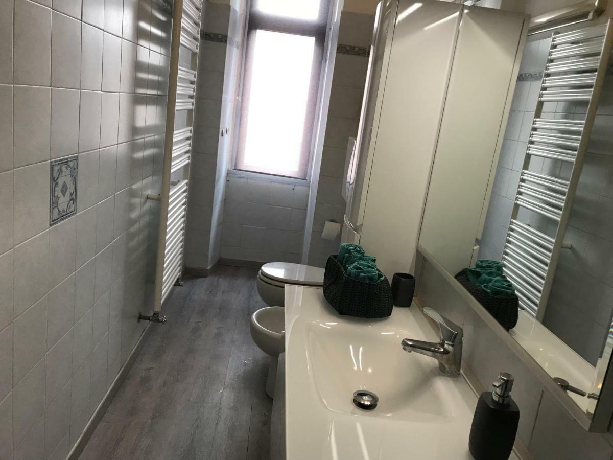 Grazioso Trilocale Centro/Stazione Lägenhet Brescia Exteriör bild